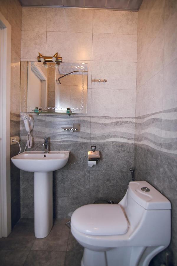 Hotel Kera Тбілісі Екстер'єр фото