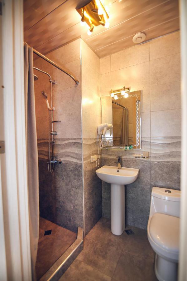 Hotel Kera Тбілісі Екстер'єр фото