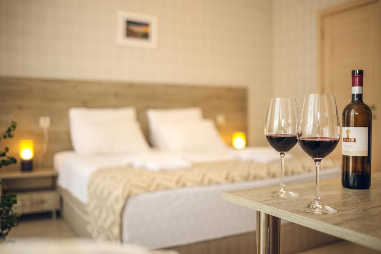 Hotel Kera Тбілісі Екстер'єр фото